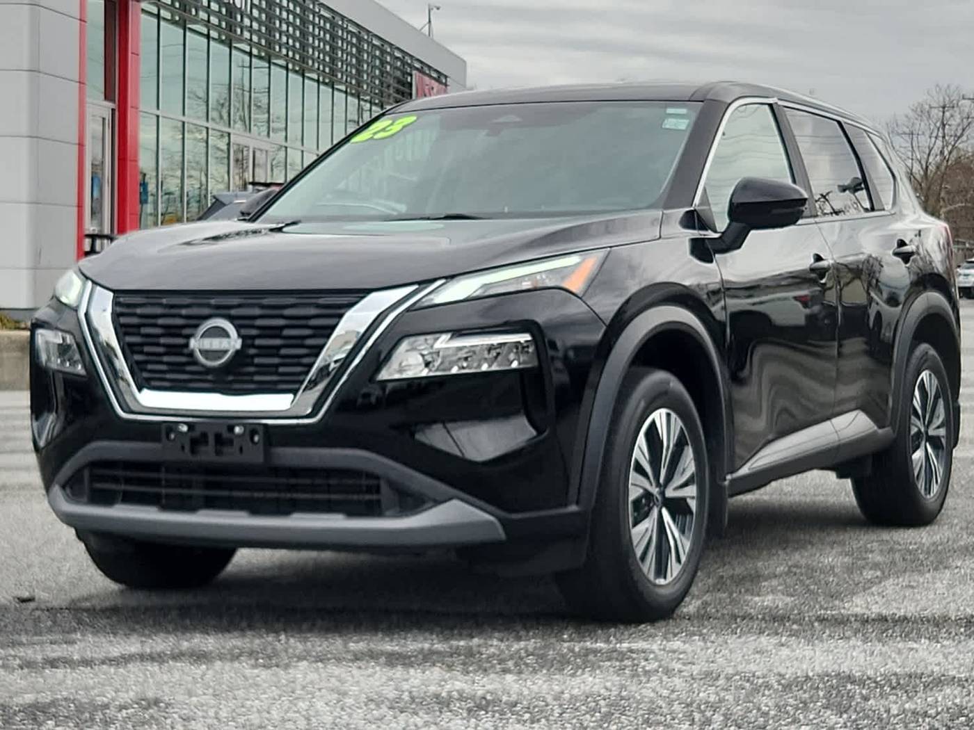 2023 Nissan Rogue SV — SUV — 12,996 mi — Newark, DE