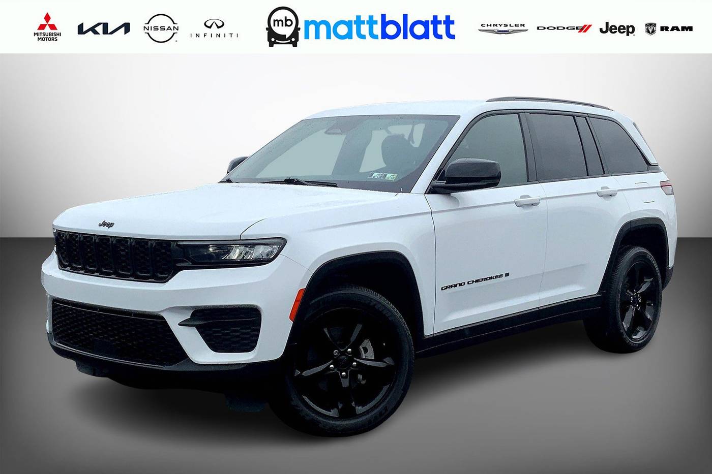 2023 Jeep Grand Cherokee Altitude — SUV — 10,223 mi — Philadelphia, PA