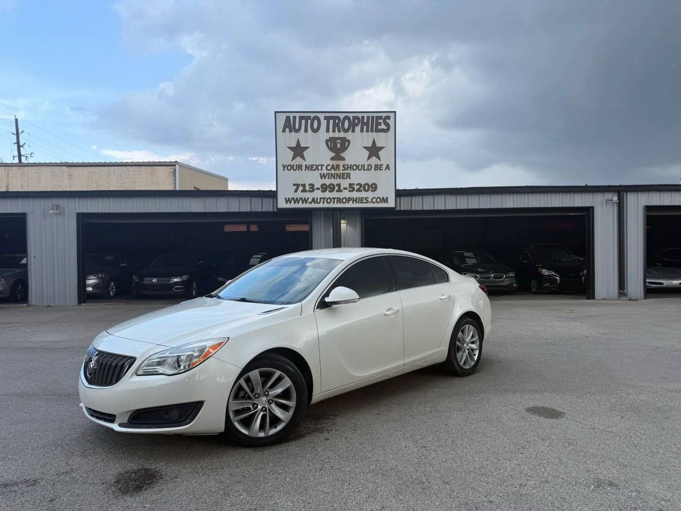 2015 Buick Regal Base — Sedan — 85,889 mi — Houston, TX