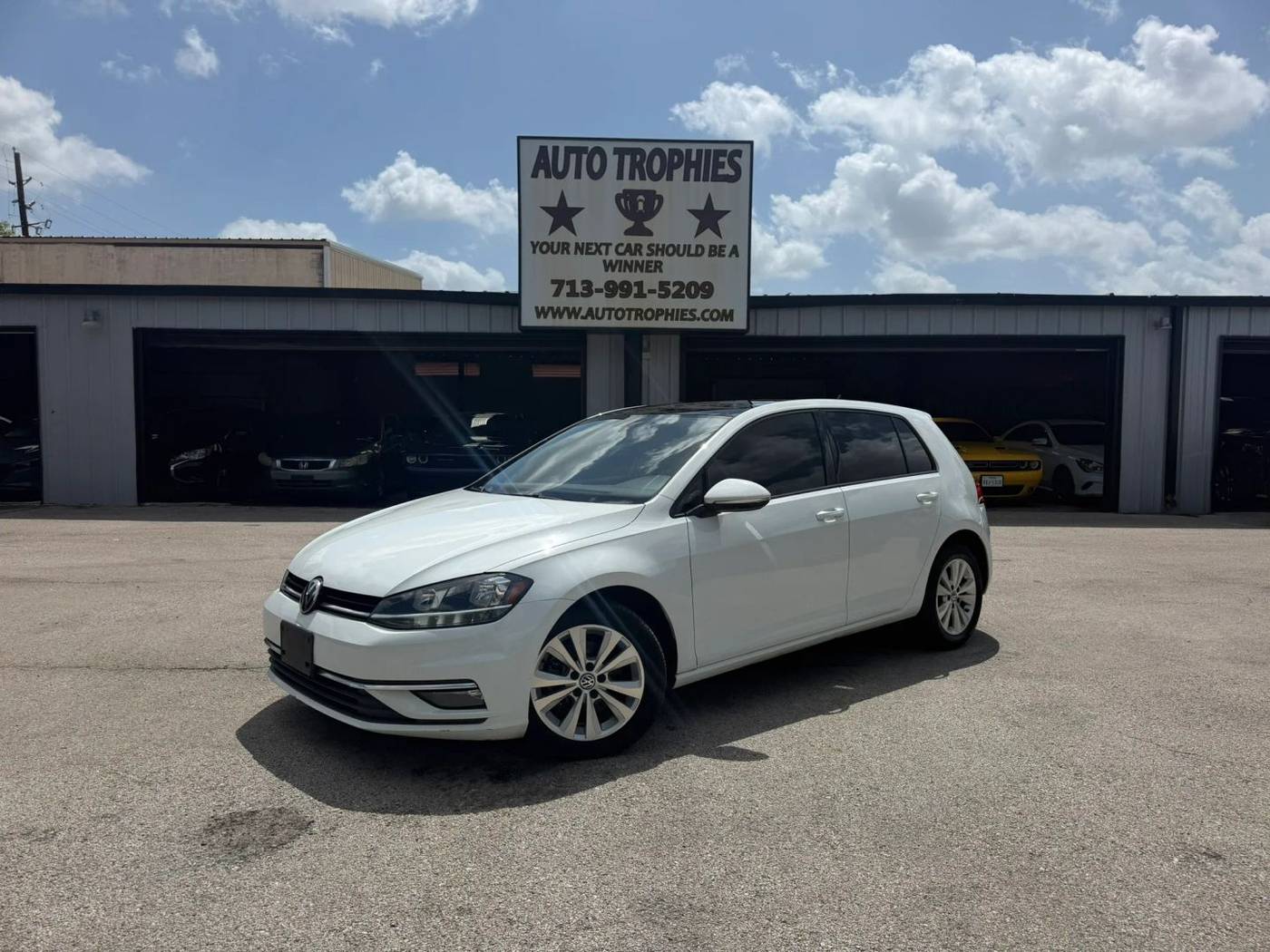 2018 Volkswagen Golf SE