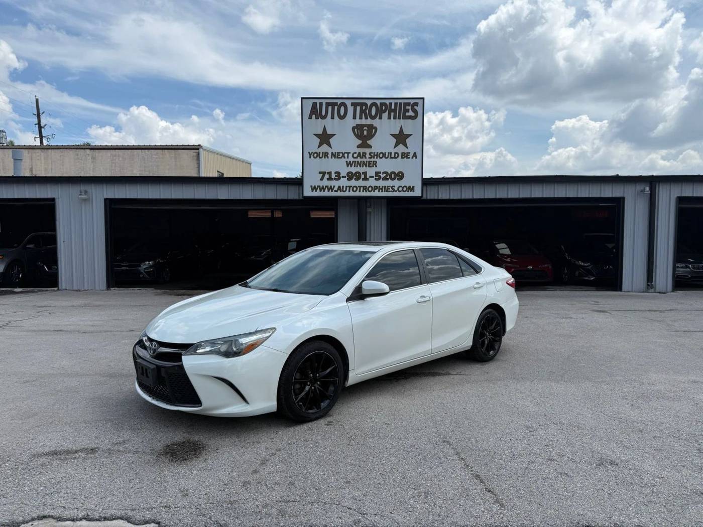 2015 Toyota Camry XSE — Sedan — 183,255 mi — Houston, TX