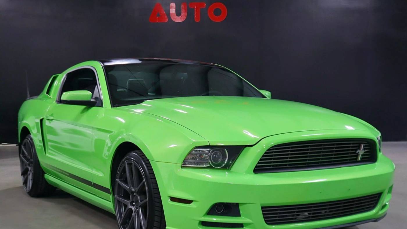 2013 Ford Mustang V6 — Coupe — 105,837 mi — Orlando, FL