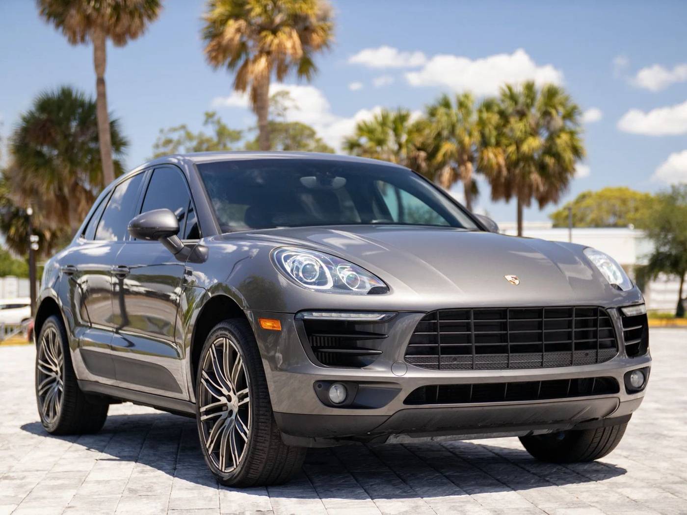 2015 Porsche Macan S