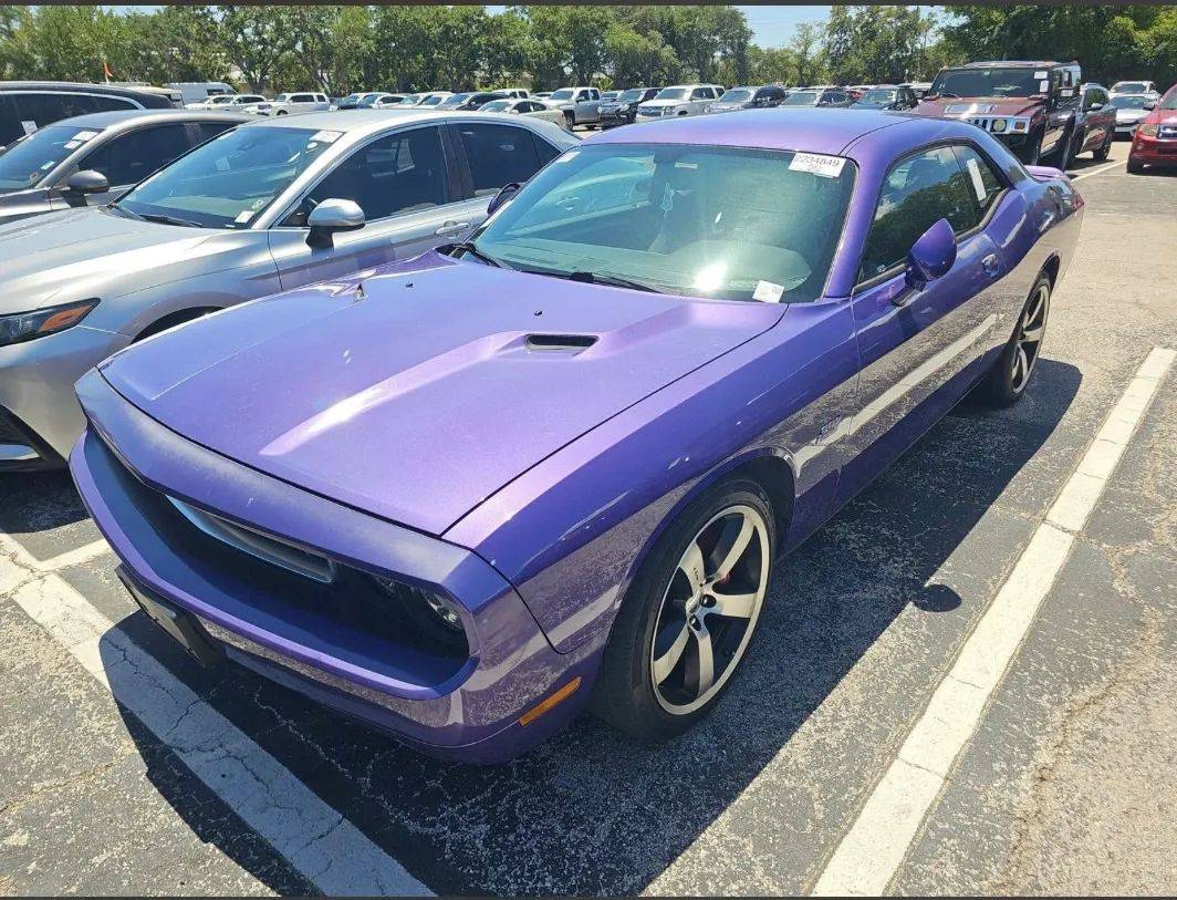 2014 Dodge Challenger SRT8