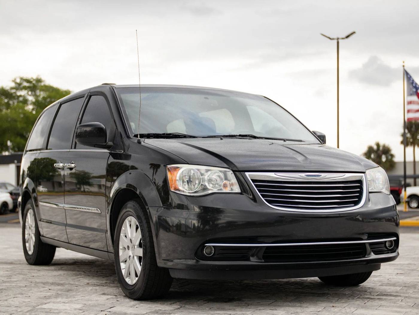 2016 Chrysler Town and Country Touring