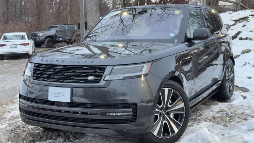 2023 Land Rover Range Rover SE — SUV — 28,035 mi — Albany, NY