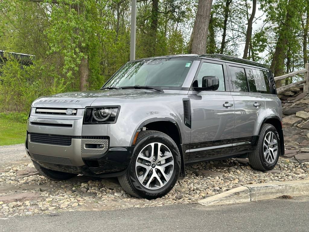 2024 Land Rover Defender X-Dynamic SE — SUV — 5 mi — Albany, NY