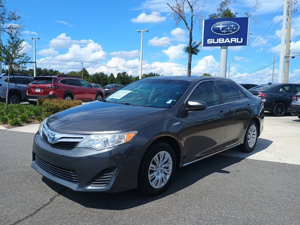 2013 Toyota Camry Hybrid LE — Sedan — 124,207 mi — Orlando, FL