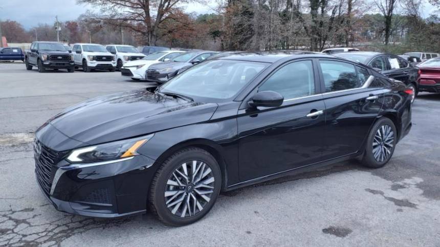2023 Nissan Altima SV — Sedan — 67,402 mi — Hartselle, AL