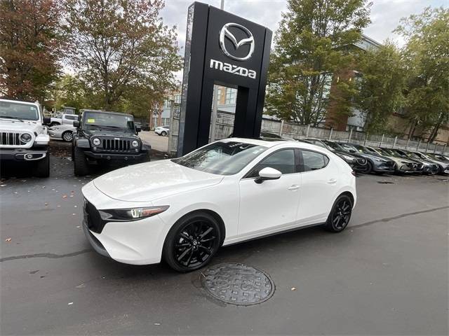 2023 Mazda Mazda3 Premium — Hatchback — 18,418 mi — Wellesley, MA