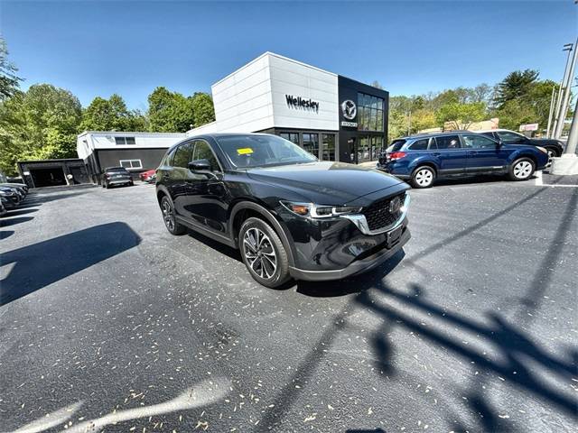 2022 Mazda CX-5 2.5 S Premium — SUV — 33,287 mi — Wellesley, MA