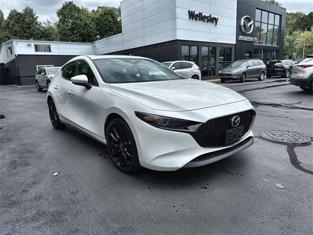 2023 Mazda Mazda3 Premium — Hatchback — 14,125 mi — Wellesley, MA