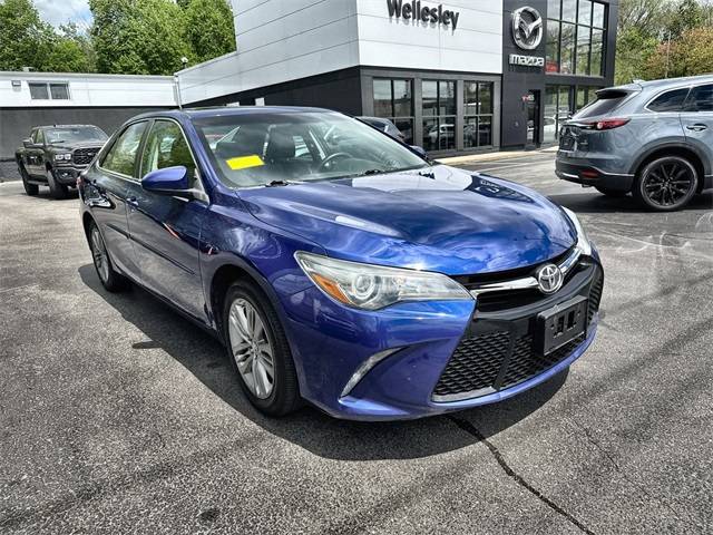 2015 Toyota Camry SE — Sedan — 83,755 mi — Wellesley, MA
