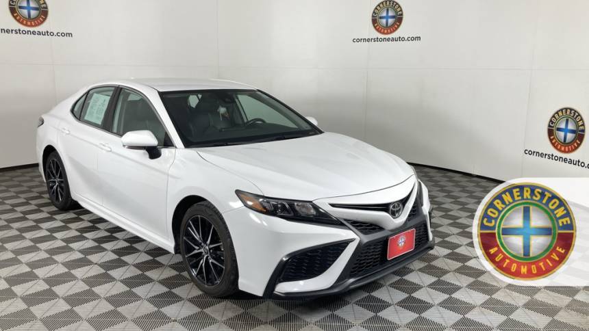 2022 Toyota Camry SE — Sedan — 62,484 mi — Elk River, MN