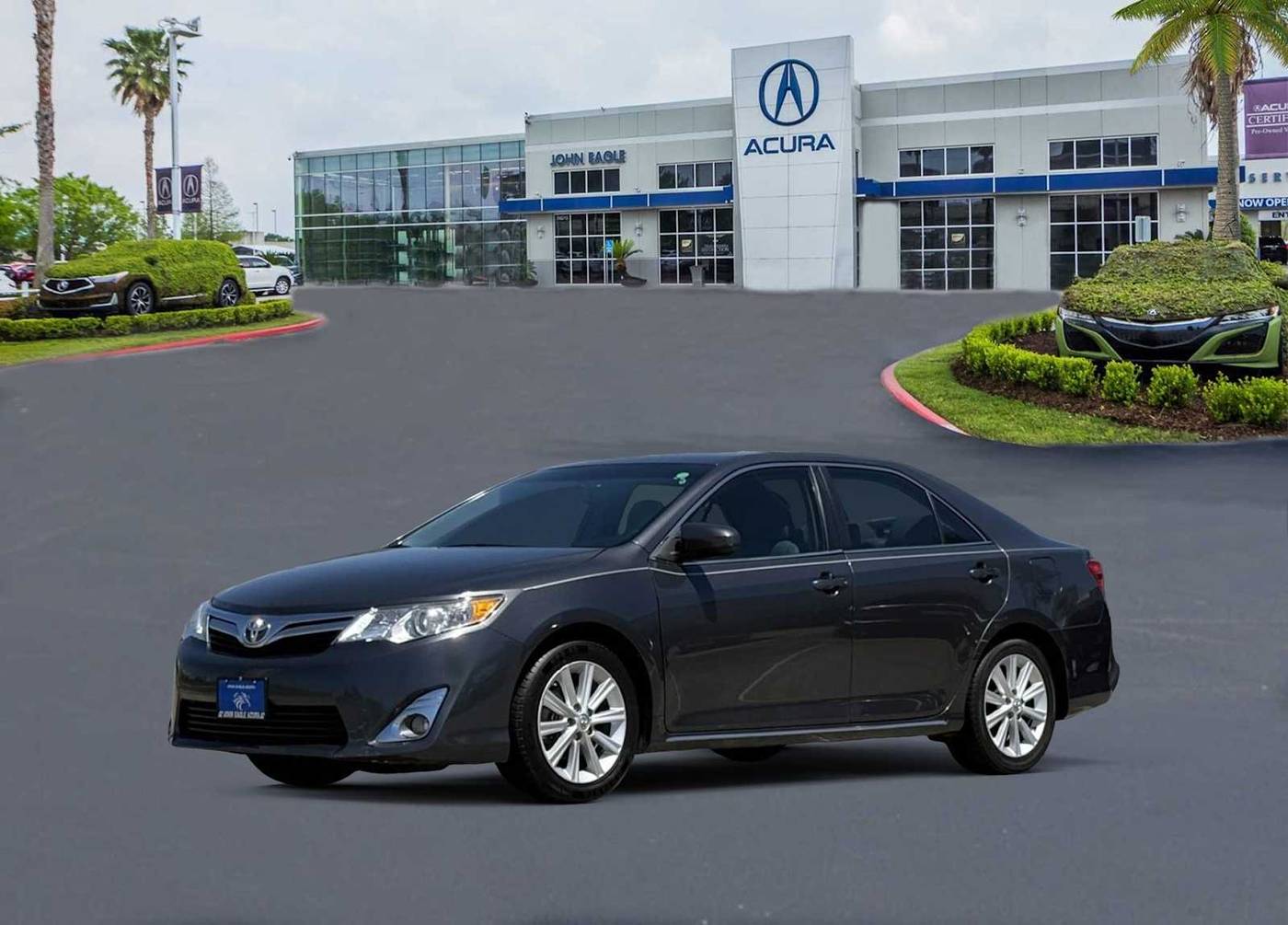 2013 Toyota Camry XLE V6 — Sedan — 57,992 mi — Houston, TX