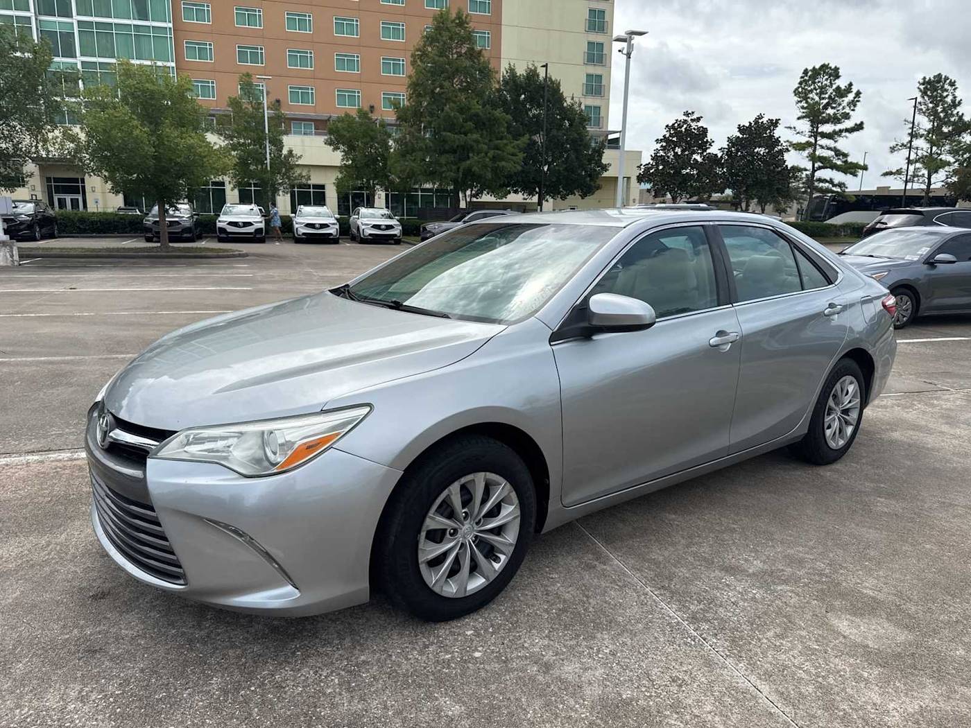2015 Toyota Camry LE — Sedan — 72,942 mi — Houston, TX