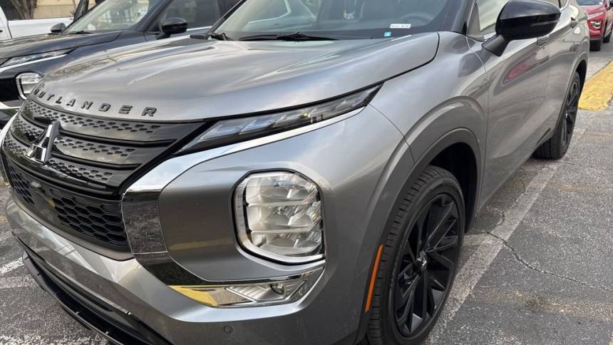 2022 Mitsubishi Outlander Black Edition — SUV — 48,895 mi — Orlando, FL