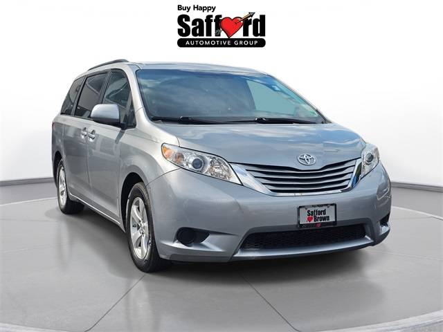 2016 Toyota Sienna LE — Minivan — 120,923 mi — Arlington, VA