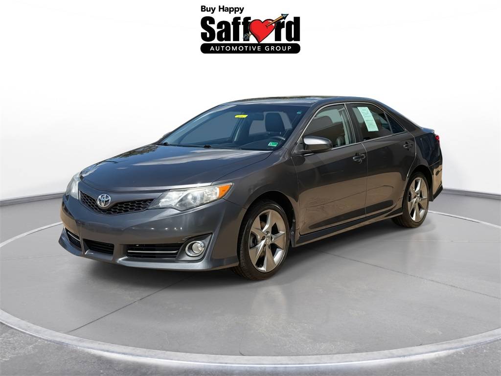 2014 Toyota Camry SE — Sedan — 101,184 mi — Sterling, VA
