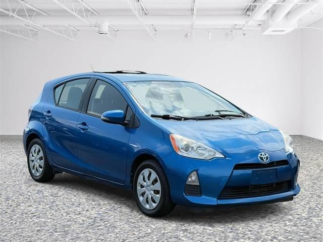 2014 Toyota Prius c Three — Hatchback — 138,280 mi — Manassas, VA