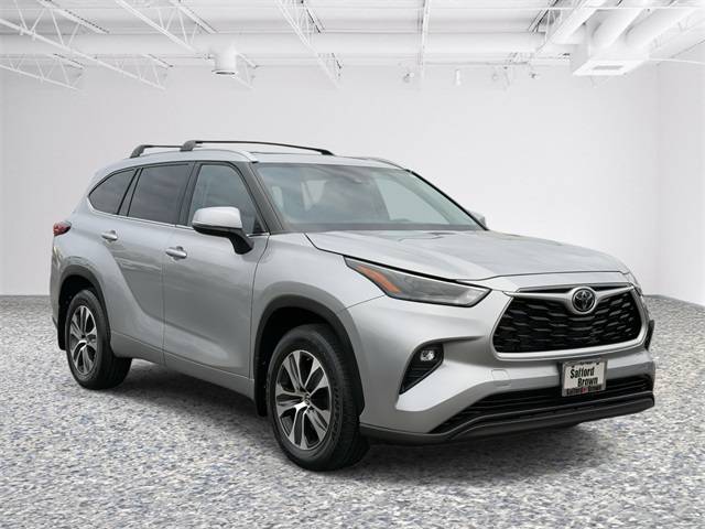 2022 Toyota Highlander XLE — SUV — 23,477 mi — Manassas, VA