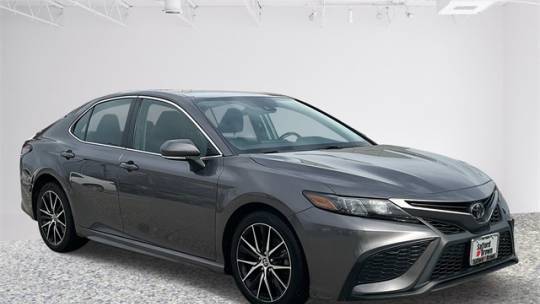 2022 Toyota Camry SE — Sedan — 60,135 mi — Glen Burnie, MD
