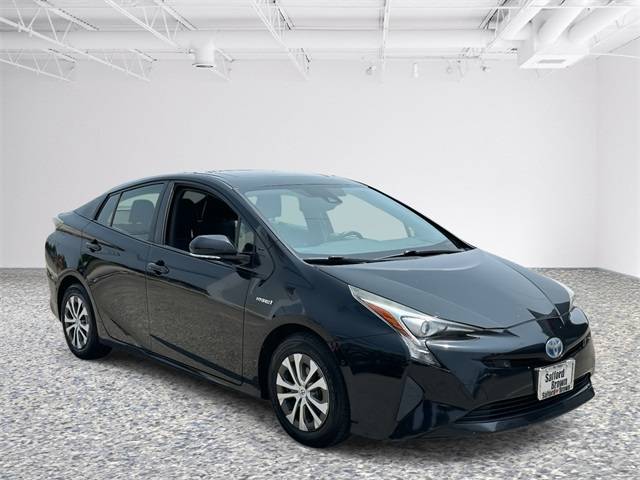 2016 Toyota Prius Four — Hatchback — 121,621 mi — Glen Burnie, MD