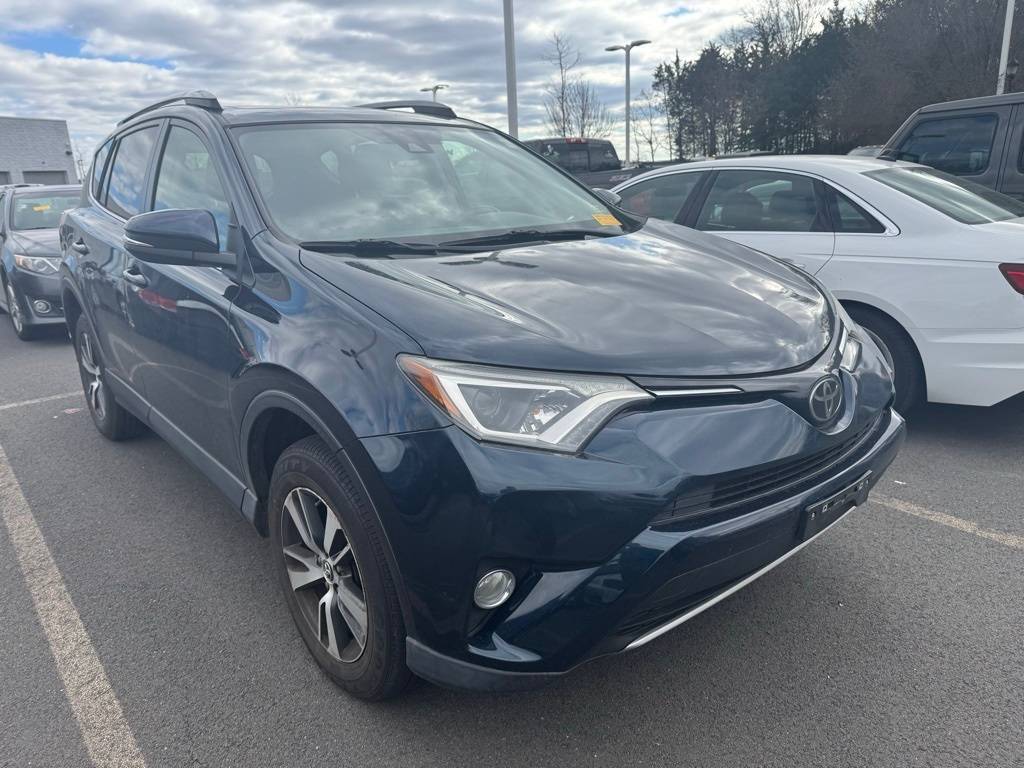 2018 Toyota RAV4 XLE — SUV — 42,502 mi — Sterling, VA