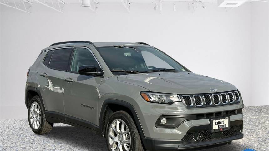 2024 Jeep Compass Latitude Lux — SUV — 8,355 mi — Sterling, VA