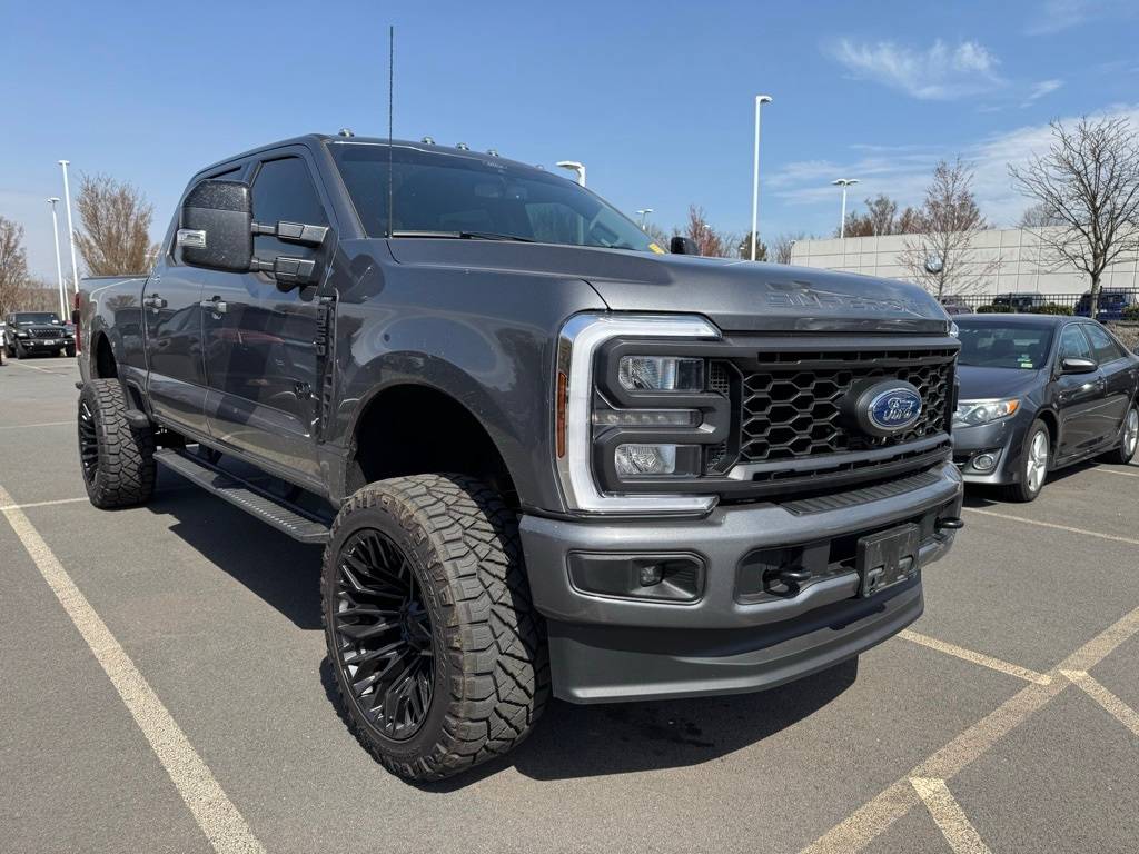 2024 Ford Super Duty F-250 LARIAT — Pickup Truck — 7,660 mi — Sterling, VA