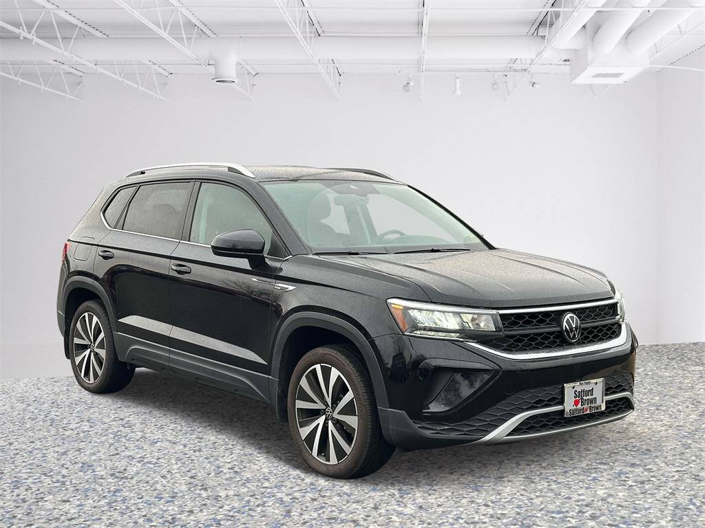 2024 Volkswagen Taos SE — SUV — 11,588 mi — Sterling, VA