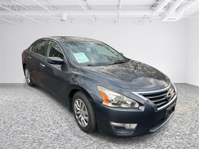 2013 Nissan Altima 2.5 S — Sedan — 68,527 mi — Alexandria, VA