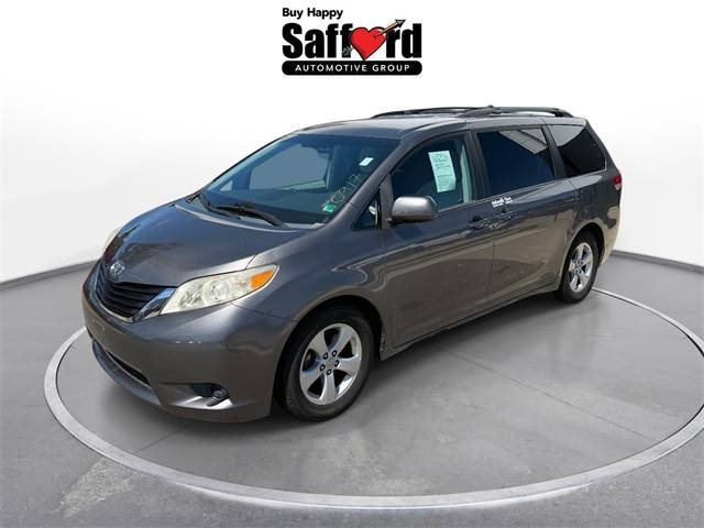 2011 Toyota Sienna LE — Minivan — 159,078 mi — Alexandria, VA