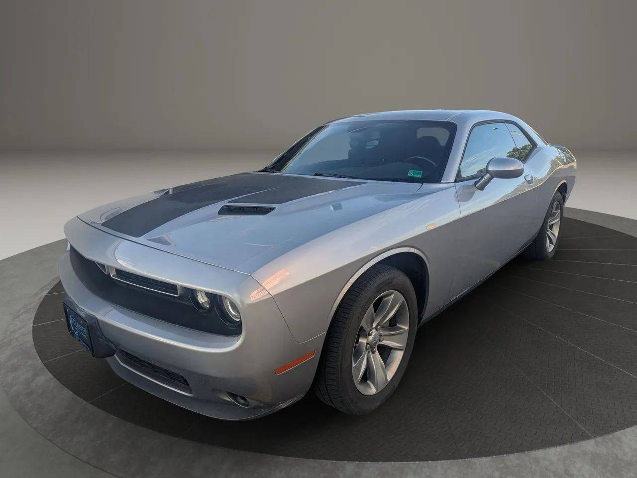 2018 Dodge Challenger SXT — Coupe — 52,165 mi — Virginia Beach, VA