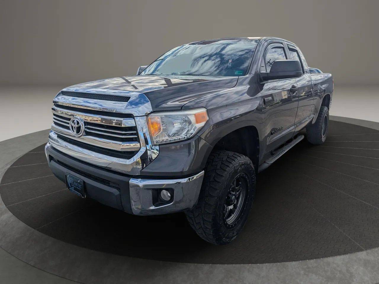 2017 Toyota Tundra SR5