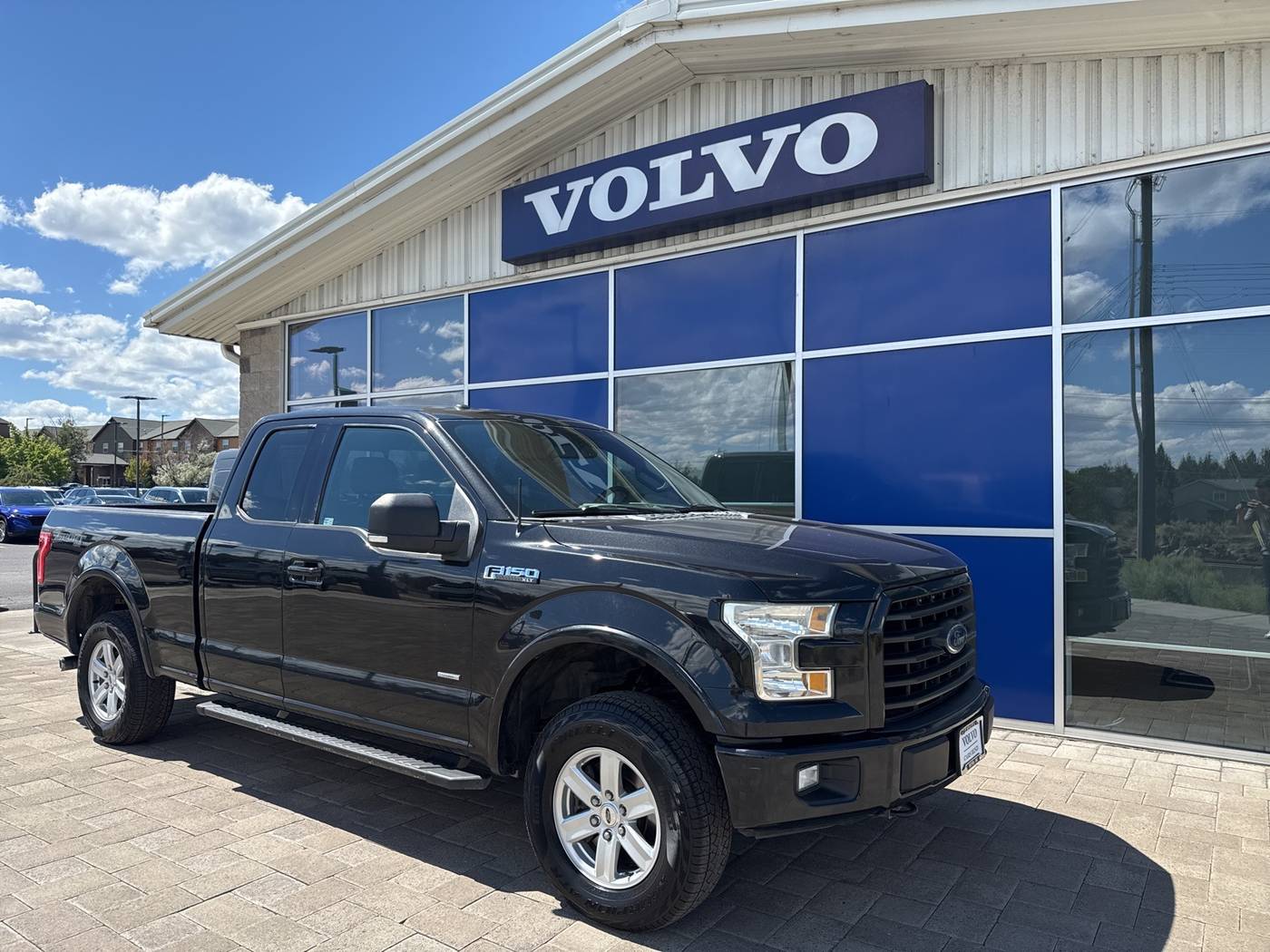 2015 Ford F-150 Lariat — Pickup Truck — 128,412 mi — Bend, OR