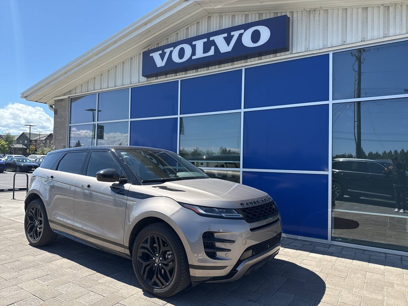 2023 Land Rover Range Rover Evoque R-Dynamic SE — SUV — 22,235 mi — Bend, OR