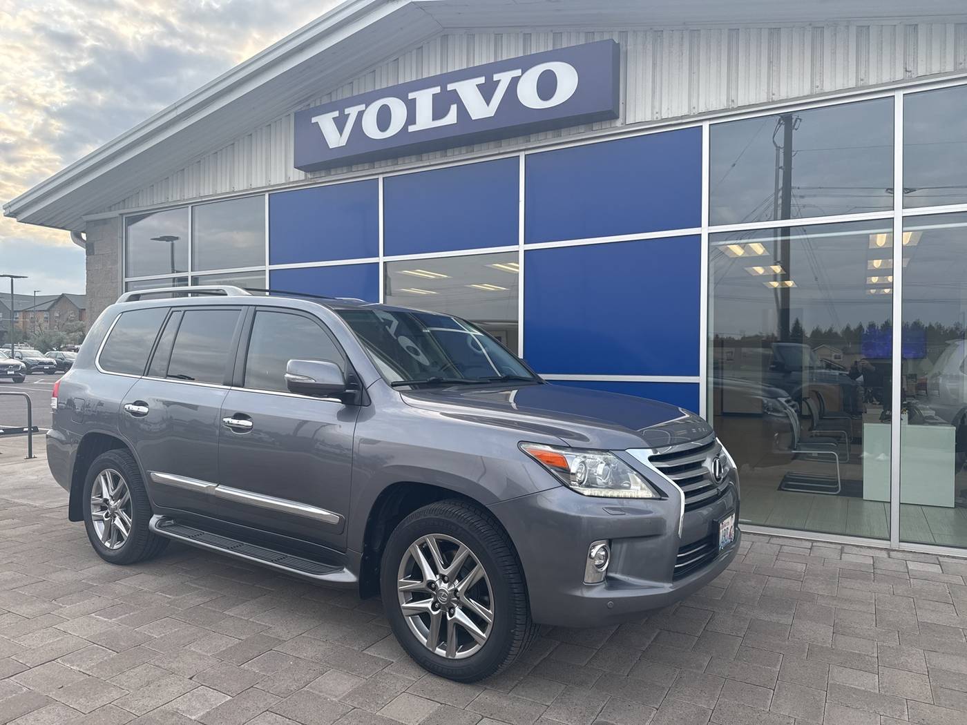 2015 Lexus LX LX 570 — SUV — 123,314 mi — Bend, OR
