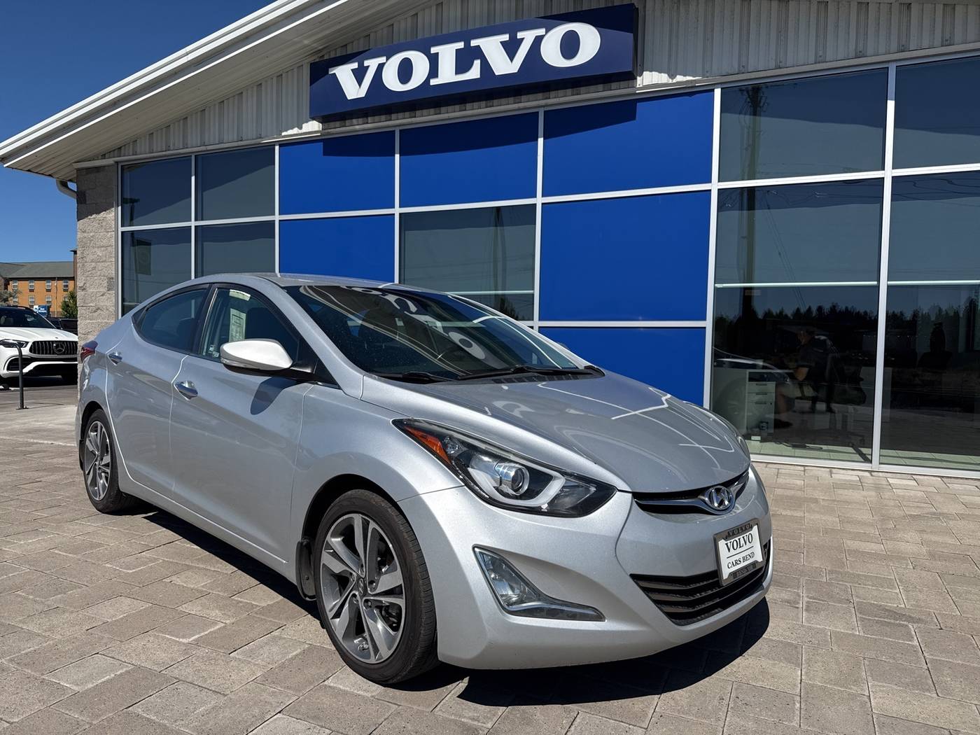 2015 Hyundai Elantra Limited — Sedan — 112,849 mi — Bend, OR