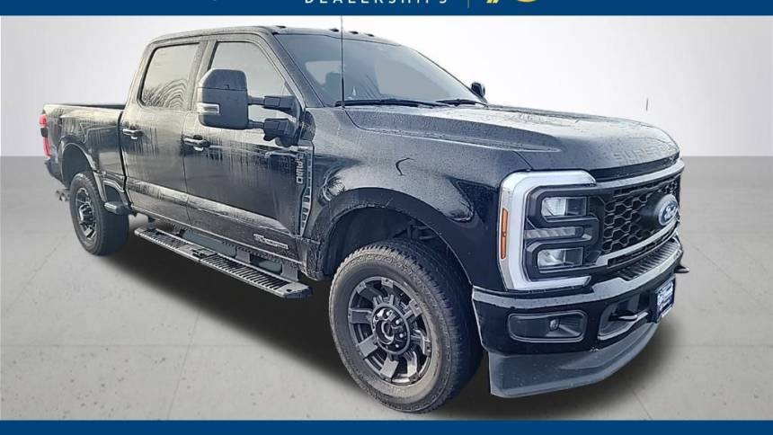 2024 Ford Super Duty F-350 LARIAT — Pickup Truck — 11,952 mi — Sandy, OR