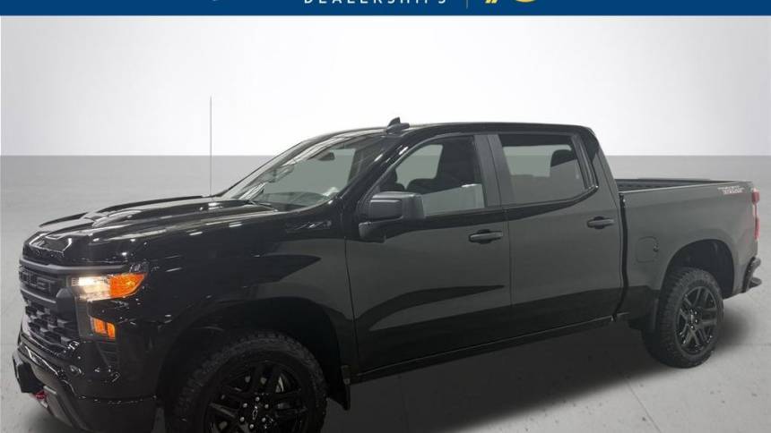 2023 Chevrolet Silverado 1500 Custom Trail Boss — Pickup Truck — 27,801 mi — Sandy, OR
