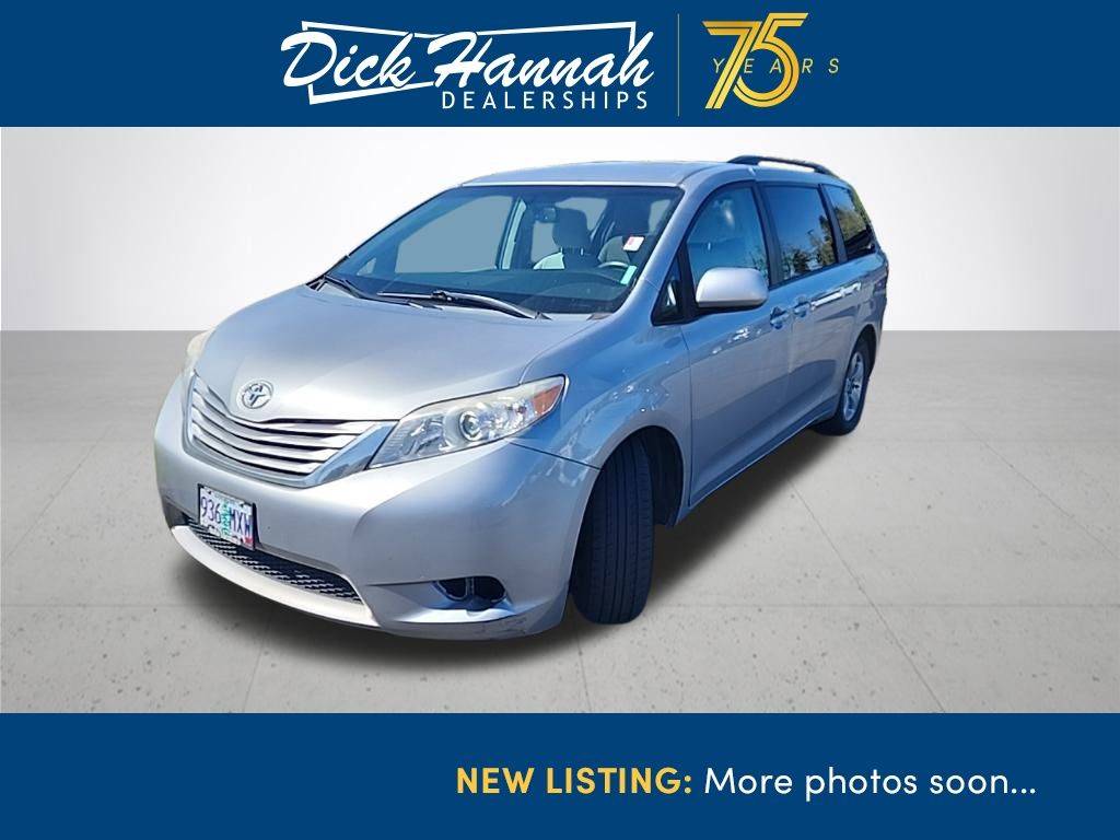 2016 Toyota Sienna L — Minivan — 145,031 mi — Sandy, OR
