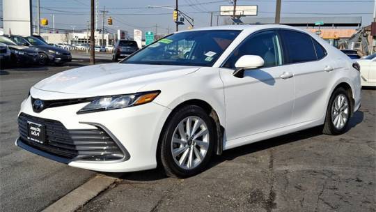 2022 Toyota Camry LE — Sedan — 17,119 mi — Jersey City, NJ