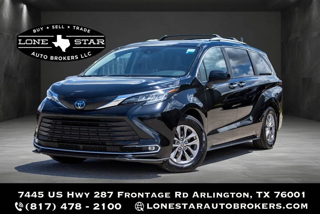 2022 Toyota Sienna XLE — Minivan — 106,000 mi — Forney, TX