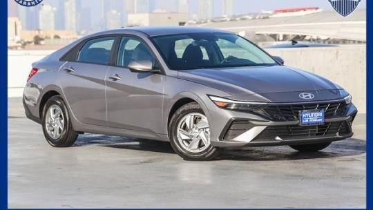 2024 Hyundai Elantra SE — Sedan — 987 mi — Los Angeles, CA