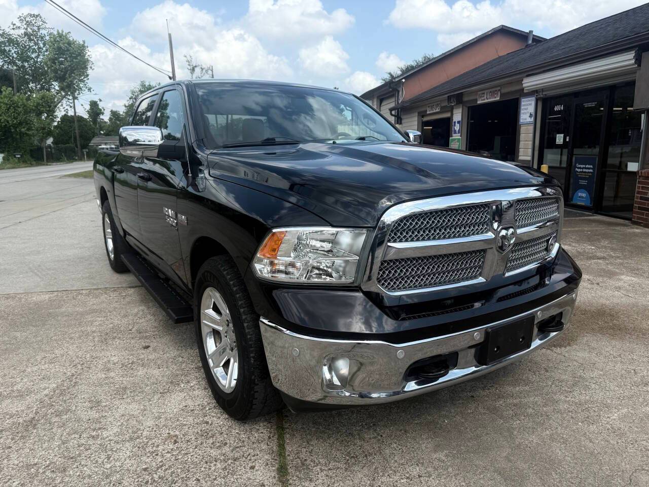 2019 Ram 1500 Classic Lone Star Silver — Pickup Truck — 133,348 mi — Houston, TX