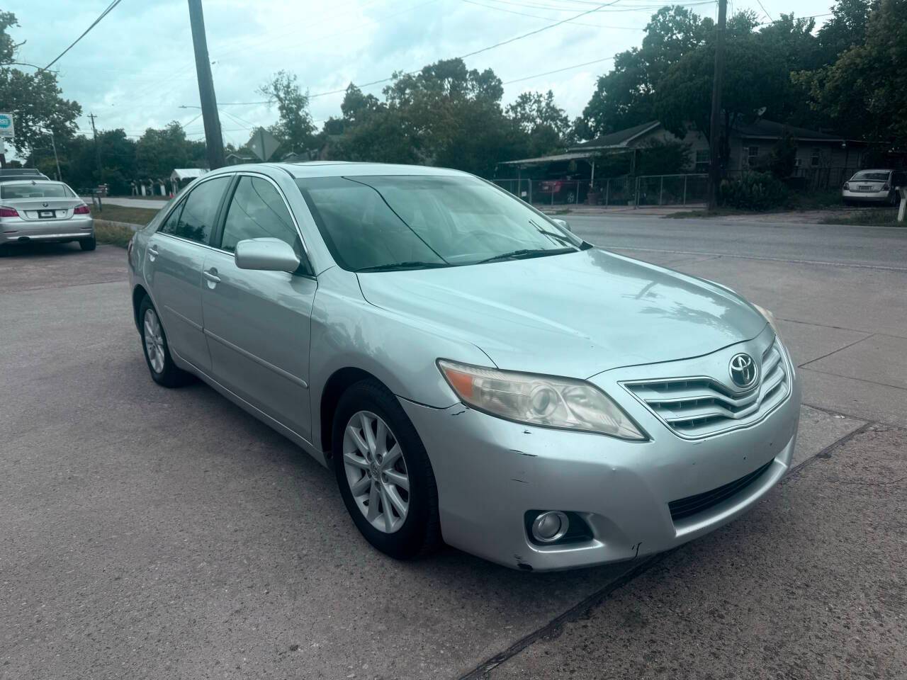 2010 Toyota Camry XLE — Sedan — 143,730 mi — Houston, TX