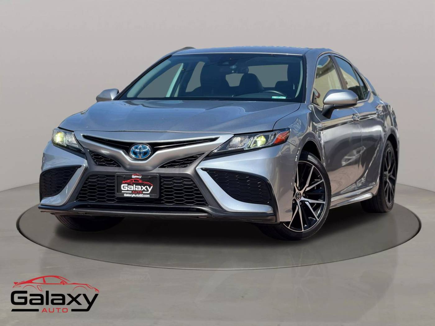 2021 Toyota Camry Hybrid SE — Sedan — 34,568 mi — San Diego, CA