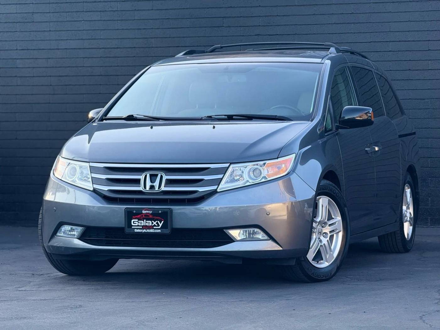 2011 Honda Odyssey Touring — Minivan — 168,000 mi — San Diego, CA