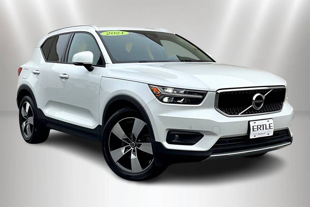 2021 Volvo XC40 Momentum — SUV — 33,586 mi — Stroudsburg, PA
